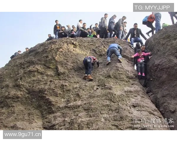 攀岩深度探索杭州攀岩队的防反策略与训练技巧揭秘